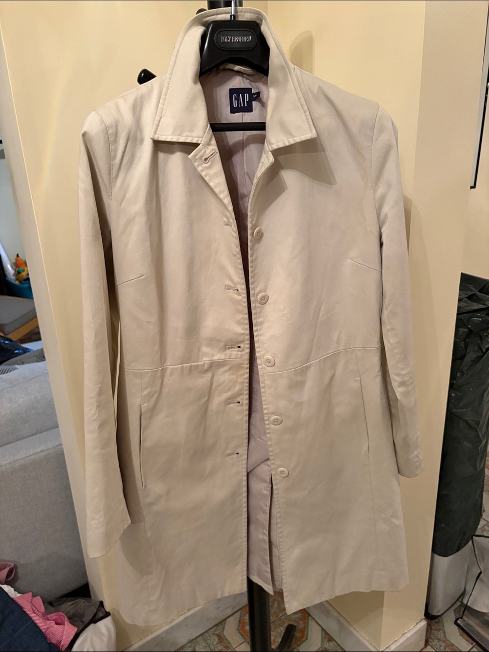 GAP Women's Light Cream Single-Breasted Trench Coat